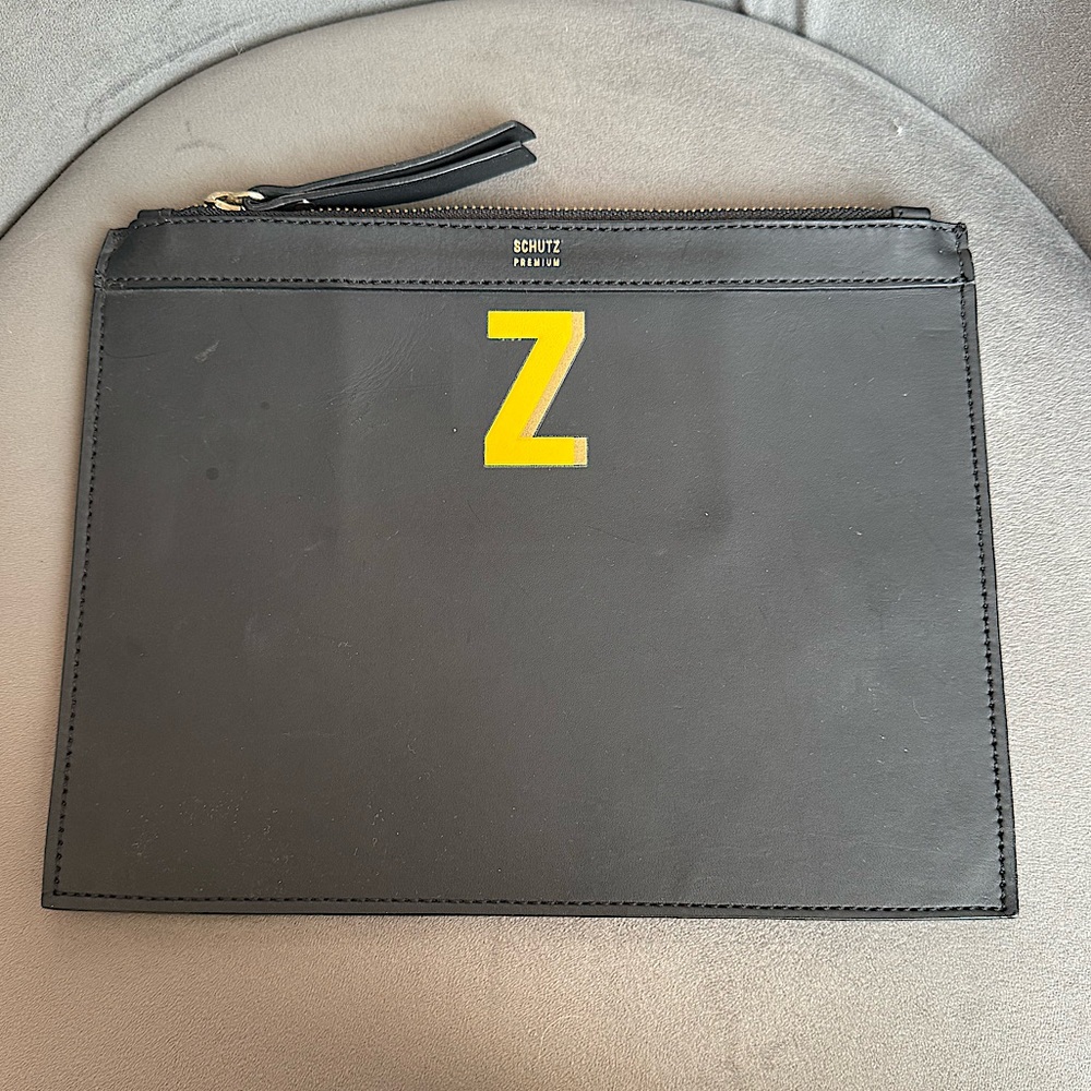 NWOT Schutz Premium Black Leather “Z” Zip Pouch